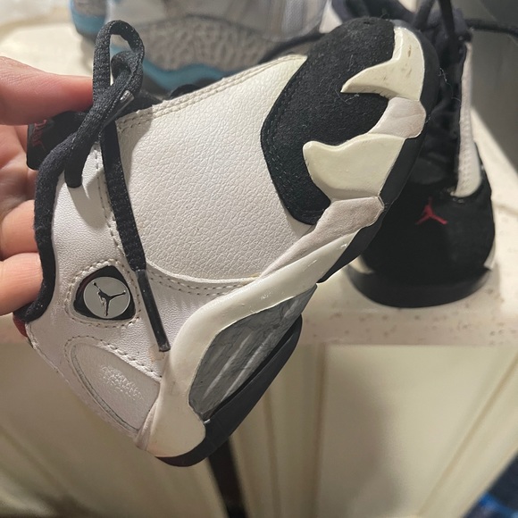 Jordan shoes - Picture 3 of 8